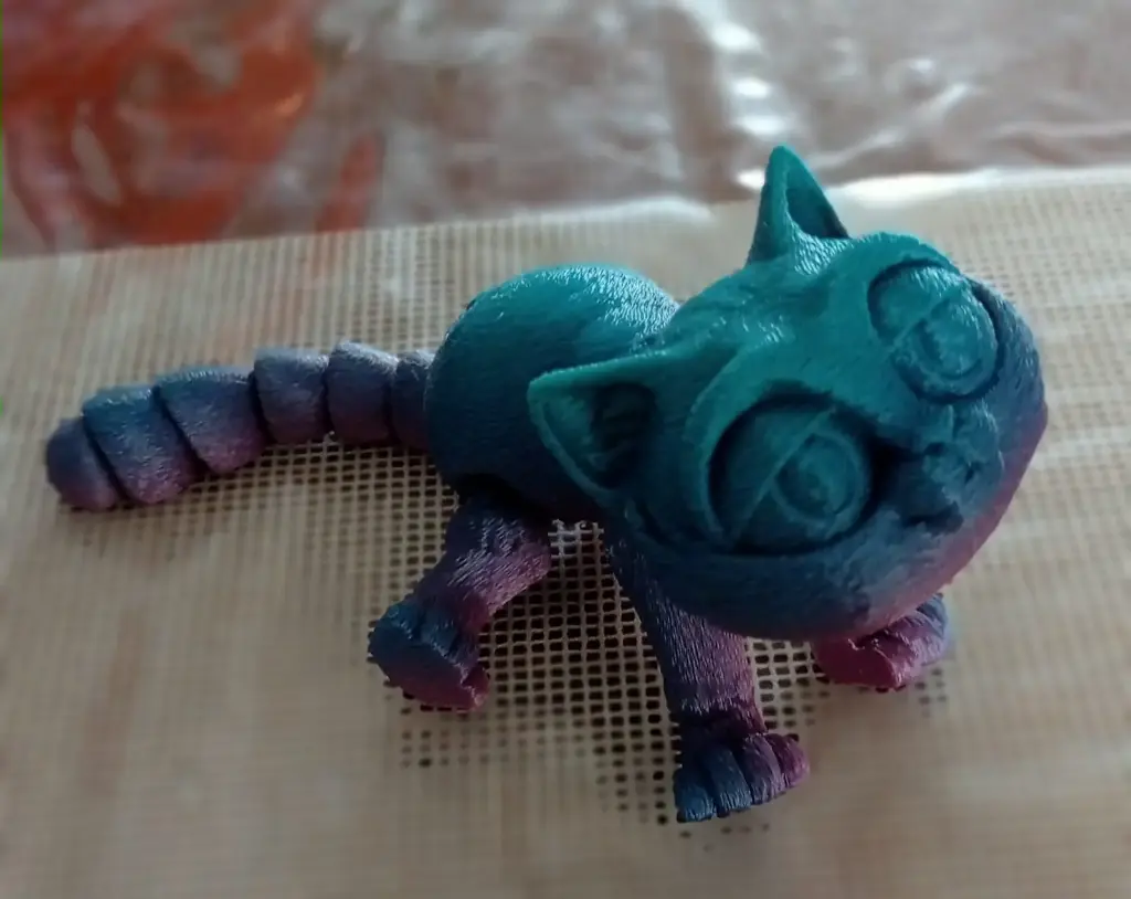 Gato Articulado (PLA Fosforescente, Azul)